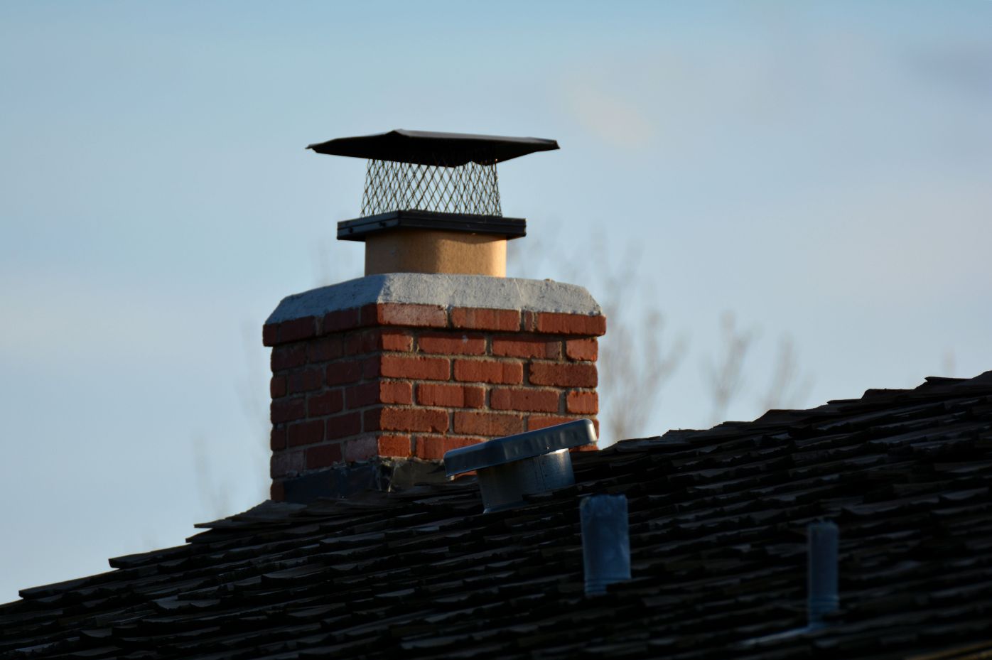 chimney crown with chimney guard